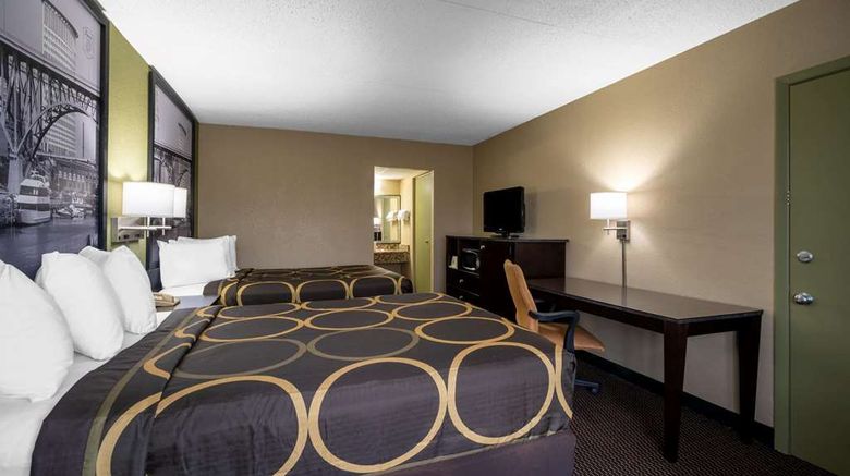 <b>Super 8 by Wyndham Perrysburg/Toledo Room</b>. Images powered by <a href="https://iceportal.shijigroup.com/" title="IcePortal" target="_blank">IcePortal</a>.