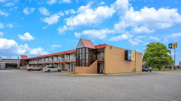 Super 8 by Wyndham Perrysburg/Toledo Exterior