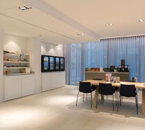 Premier Suites Plus Rotterdam Suite