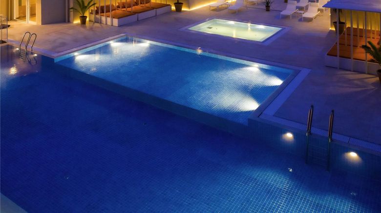 <b>Mercure Ambassador Jeju Pool</b>. Images powered by <a href="https://iceportal.shijigroup.com/" title="IcePortal" target="_blank">IcePortal</a>.