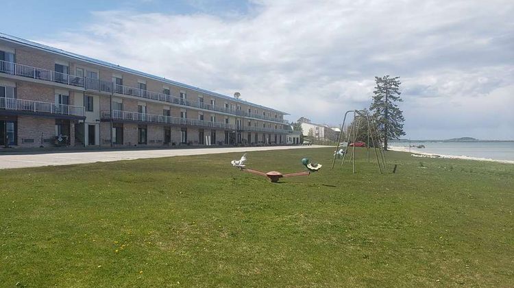 Days Inn & Suites by Wyndham St Ignace Exterior