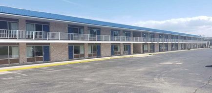Days Inn & Suites by Wyndham St Ignace Exterior