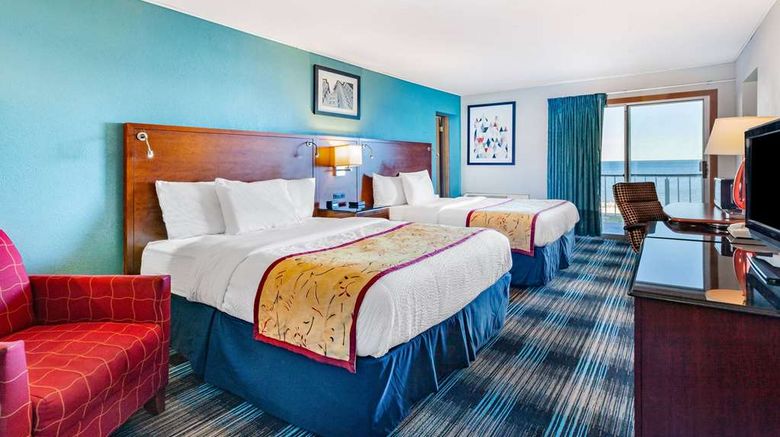 <b>Days Inn & Suites by Wyndham St Ignace Suite</b>. Images powered by <a href="https://iceportal.shijigroup.com/" title="IcePortal" target="_blank">IcePortal</a>.