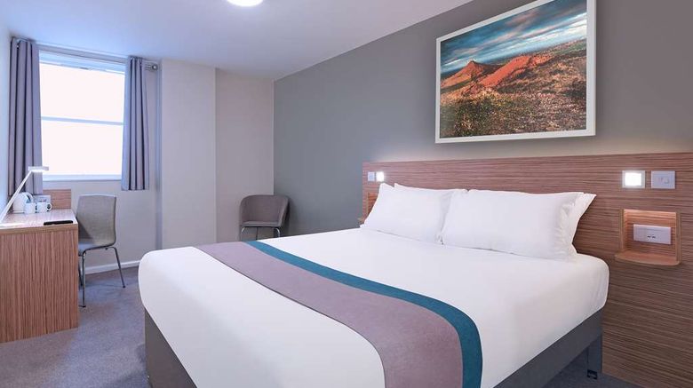 <b>Travelodge Plus Central Elephant&Castle Room</b>. Images powered by <a href="https://iceportal.shijigroup.com/" title="IcePortal" target="_blank">IcePortal</a>.