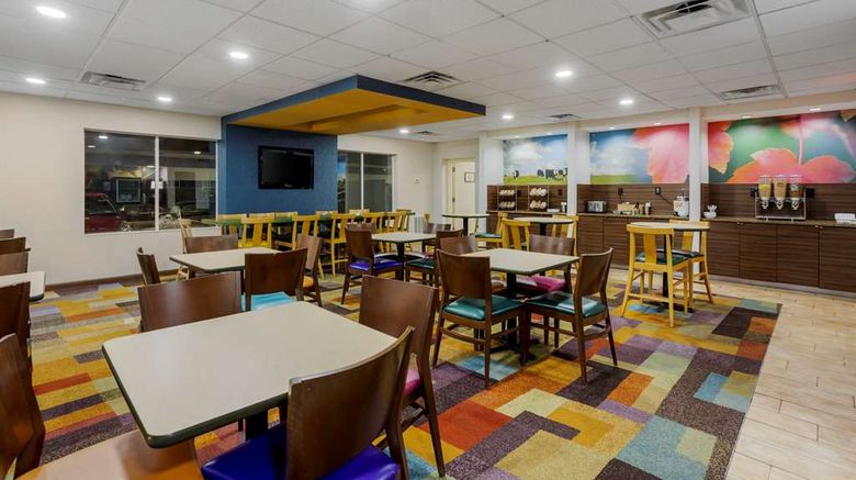 <b>Comfort Inn/Stes Mt Laurel-Philadelphia Restaurant</b>. Images powered by <a href="https://iceportal.shijigroup.com/" title="IcePortal" target="_blank">IcePortal</a>.