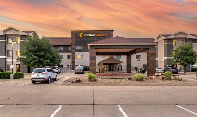Comfort Suites Clovis Exterior