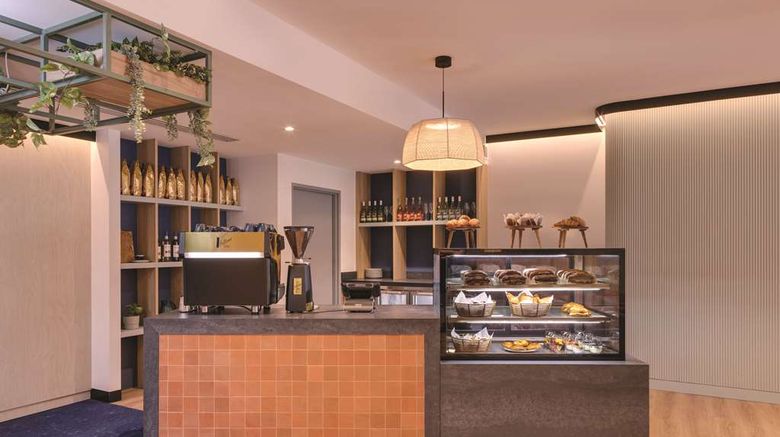 <b>Travelodge Hurstville Sydney Restaurant</b>. Images powered by <a href="https://iceportal.shijigroup.com/" title="IcePortal" target="_blank">IcePortal</a>.