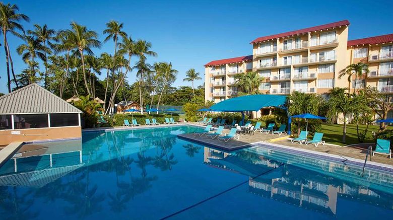 <b>Divi Southwinds Beach Resort Pool</b>. Images powered by <a href="https://iceportal.shijigroup.com/" title="IcePortal" target="_blank">IcePortal</a>.