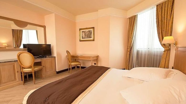 <b>SHG Hotel De La Ville Vicenza Suite</b>. Images powered by <a href="https://iceportal.shijigroup.com/" title="IcePortal" target="_blank">IcePortal</a>.