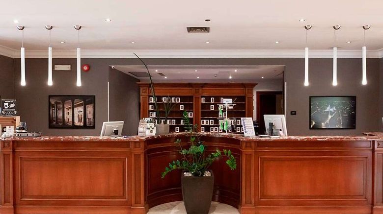 <b>SHG Hotel De La Ville Vicenza Lobby</b>. Images powered by <a href="https://iceportal.shijigroup.com/" title="IcePortal" target="_blank">IcePortal</a>.