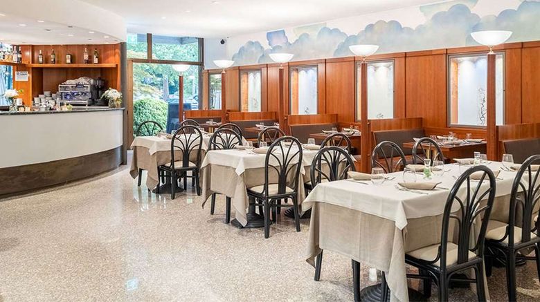<b>SHG Hotel Bologna Restaurant</b>. Images powered by <a href="https://iceportal.shijigroup.com/" title="IcePortal" target="_blank">IcePortal</a>.
