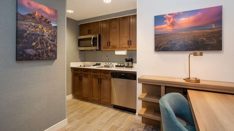 <b>Homewood Suites by Hilton Downtown Other</b>. Images powered by <a href="https://iceportal.shijigroup.com/" title="IcePortal" target="_blank">IcePortal</a>.