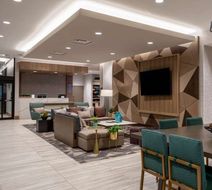 Hilton Garden Inn Albuquerque Downtown Lobby