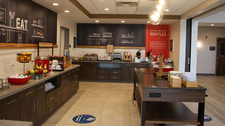 Hampton Inn & Suites Olean Restaurant