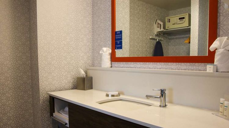 Hampton Inn & Suites Olean Room