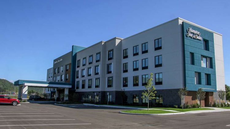 Hampton Inn & Suites Olean Exterior