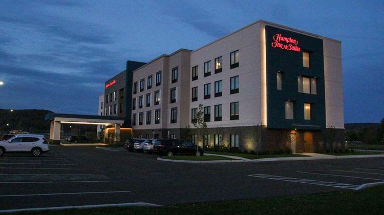 Hampton Inn & Suites Olean Exterior