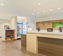Home2 Suites by Hilton West Sacramento Lobby