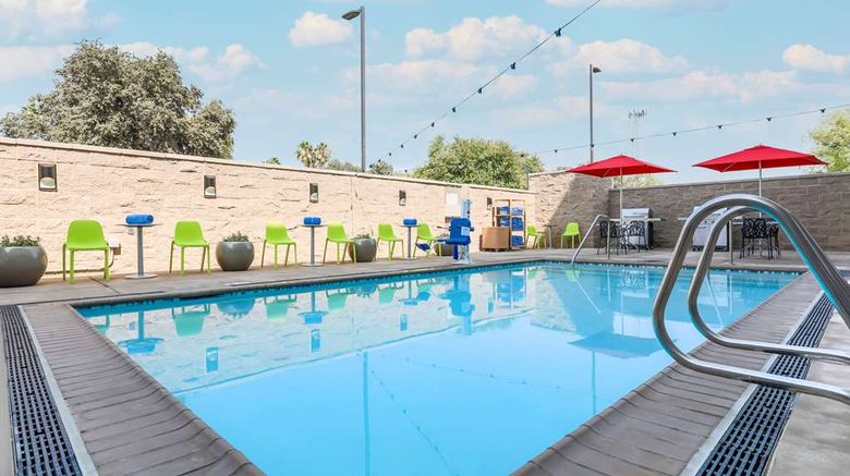 <b>Home2 Suites by Hilton West Sacramento Pool</b>. Images powered by <a href="https://iceportal.shijigroup.com/" title="IcePortal" target="_blank">IcePortal</a>.