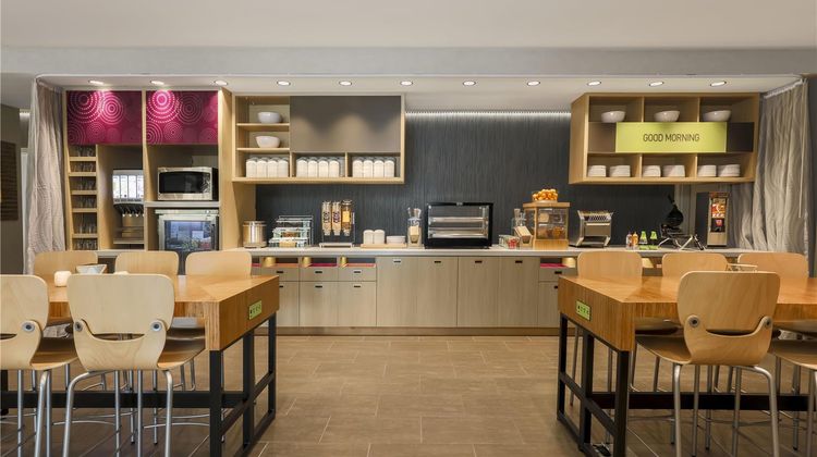Home2 Suites by Hilton West Sacramento Restaurant