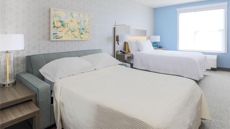 Home2 Suites by Hilton West Sacramento Room