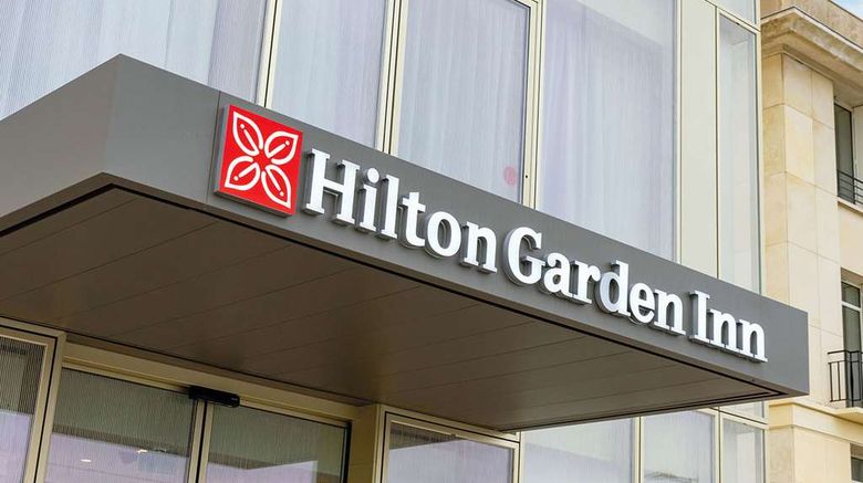 <b>Hilton Garden Inn Tours Centre Exterior</b>. Images powered by <a href="https://iceportal.shijigroup.com/" title="IcePortal" target="_blank">IcePortal</a>.