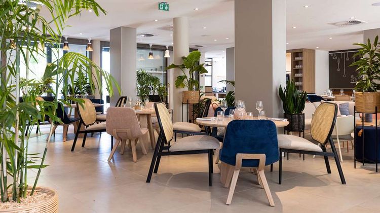 Hilton Garden Inn Tours Centre Restaurant