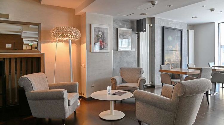 Belgrade Art Hotel, Radisson Individuals Restaurant