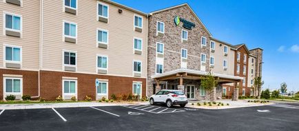 WoodSpring Suites Elgin-Chicago Exterior