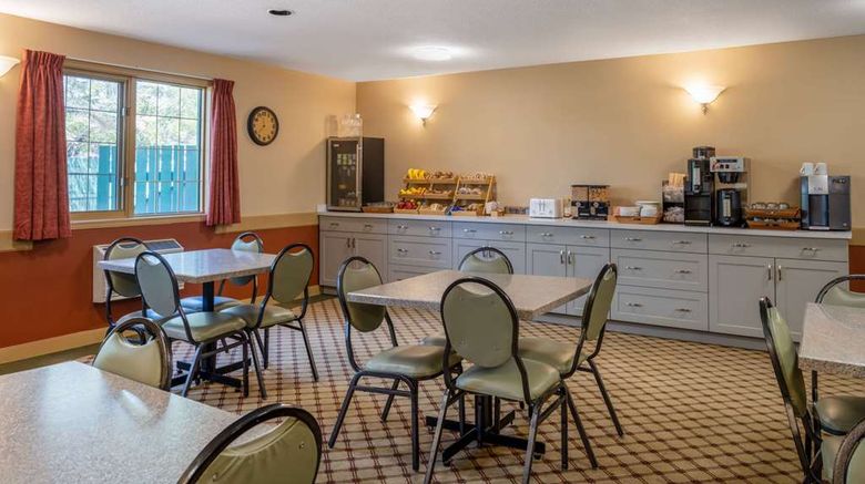 <b>Travelodge by Wyndham Lacombe Other</b>. Images powered by <a href="https://iceportal.shijigroup.com/" title="IcePortal" target="_blank">IcePortal</a>.