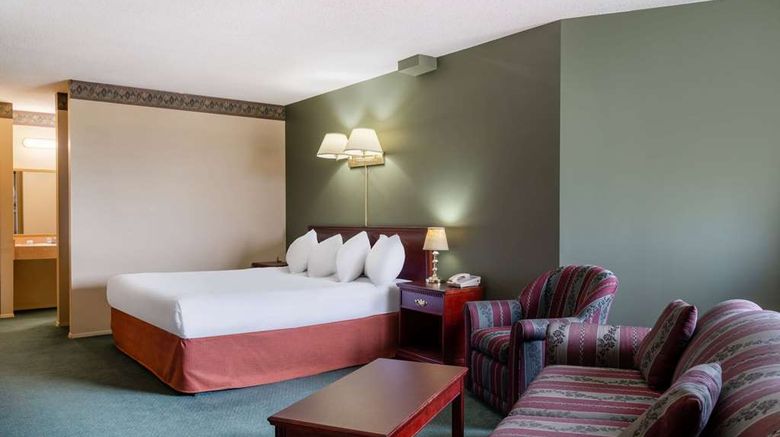 <b>Travelodge by Wyndham Lacombe Room</b>. Images powered by <a href="https://iceportal.shijigroup.com/" title="IcePortal" target="_blank">IcePortal</a>.