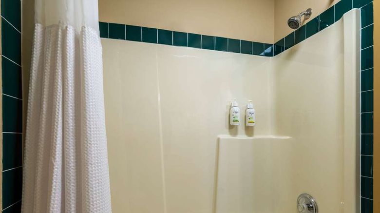 <b>Travelodge by Wyndham Lacombe Room</b>. Images powered by <a href="https://iceportal.shijigroup.com/" title="IcePortal" target="_blank">IcePortal</a>.