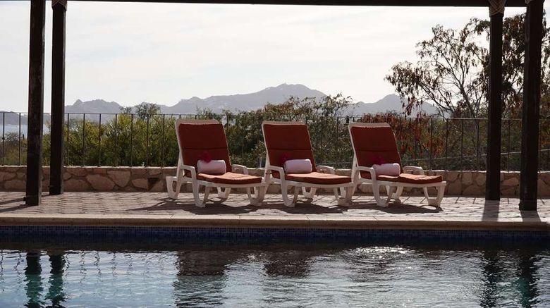 <b>Sunrock Condo Hotel Los Cabos Exterior</b>. Images powered by <a href="https://iceportal.shijigroup.com/" title="IcePortal" target="_blank">IcePortal</a>.