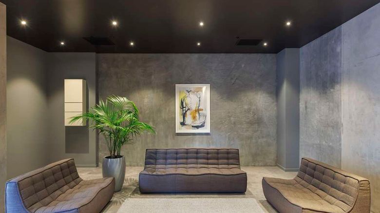 <b>Imagine Beach Road Lobby</b>. Images powered by <a href="https://iceportal.shijigroup.com/" title="IcePortal" target="_blank">IcePortal</a>.