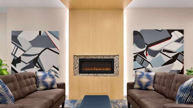 <b>Wingate by Wyndham Bronx/Haven Park Lobby</b>. Images powered by <a href="https://iceportal.shijigroup.com/" title="IcePortal" target="_blank">IcePortal</a>.