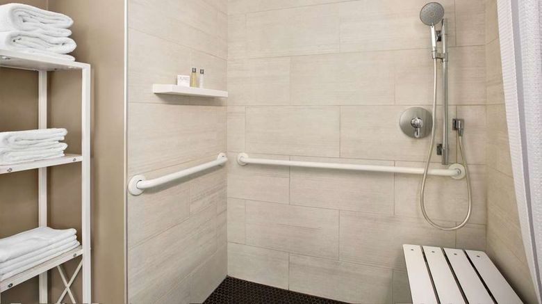 <b>Wingate by Wyndham Bronx/Haven Park Room</b>. Images powered by <a href="https://iceportal.shijigroup.com/" title="IcePortal" target="_blank">IcePortal</a>.