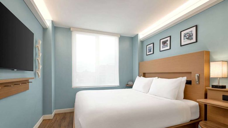 <b>Wingate by Wyndham Bronx/Haven Park Room</b>. Images powered by <a href="https://iceportal.shijigroup.com/" title="IcePortal" target="_blank">IcePortal</a>.