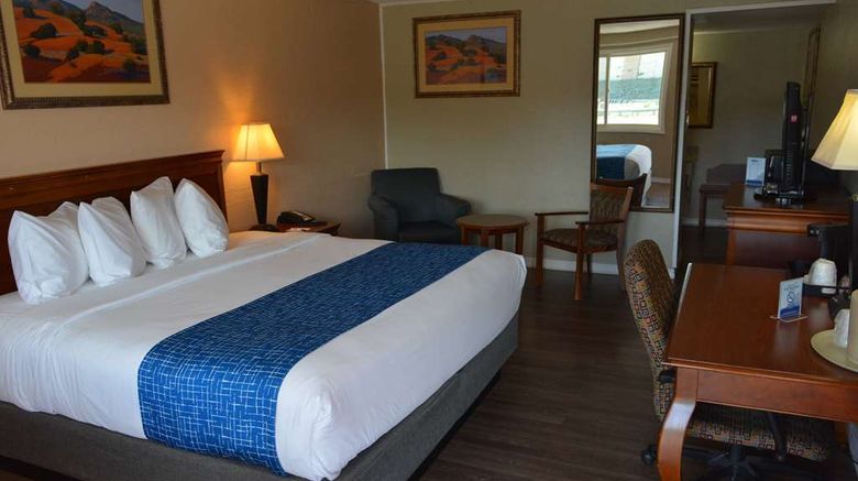 <b>Travelodge by Wyndham Trinidad Room</b>. Images powered by <a href="https://iceportal.shijigroup.com/" title="IcePortal" target="_blank">IcePortal</a>.