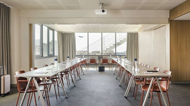 <b>OKKO Hotels Nice Airport Meeting</b>. Images powered by <a href="https://iceportal.shijigroup.com/" title="IcePortal" target="_blank">IcePortal</a>.