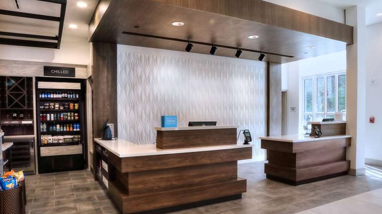 <b>Hilton Garden Inn Bel Air Lobby</b>. Images powered by <a href="https://iceportal.shijigroup.com/" title="IcePortal" target="_blank">IcePortal</a>.