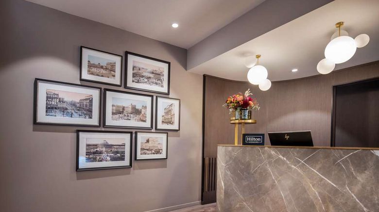 <b>DoubleTree by Hilton Brussels City Lobby</b>. Images powered by <a href="https://iceportal.shijigroup.com/" title="IcePortal" target="_blank">IcePortal</a>.
