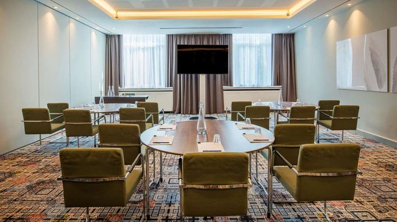 <b>DoubleTree by Hilton Brussels City Meeting</b>. Images powered by <a href="https://iceportal.shijigroup.com/" title="IcePortal" target="_blank">IcePortal</a>.