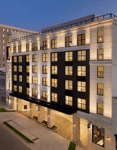 106 Jefferson, Curio Collection