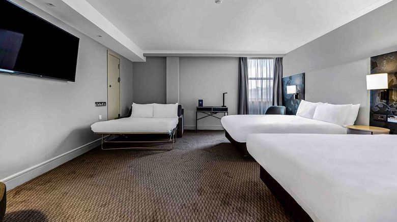 <b>DoubleTree by Hilton London Kensington Room</b>. Images powered by <a href="https://iceportal.shijigroup.com/" title="IcePortal" target="_blank">IcePortal</a>.