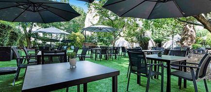 DoubleTree by Hilton London Kensington Exterior