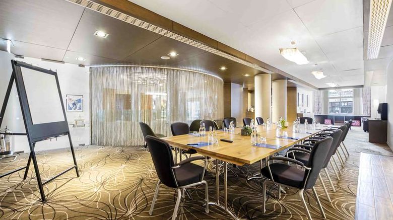 <b>DoubleTree by Hilton London Kensington Meeting</b>. Images powered by <a href="https://iceportal.shijigroup.com/" title="IcePortal" target="_blank">IcePortal</a>.
