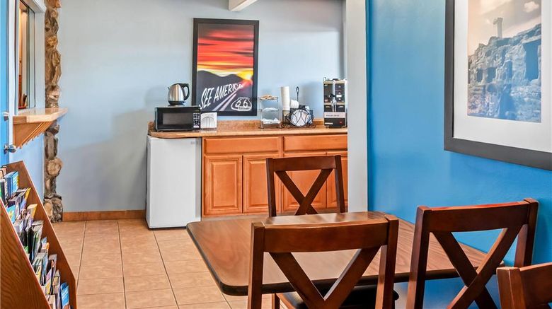 <b>Travelodge by Wyndham Las Vegas NM Lobby</b>. Images powered by <a href="https://iceportal.shijigroup.com/" title="IcePortal" target="_blank">IcePortal</a>.