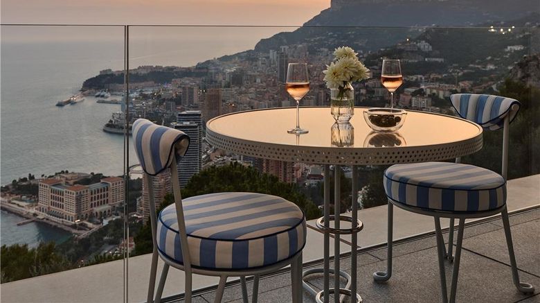 <b>The Maybourne Riviera Suite</b>. Images powered by <a href="https://iceportal.shijigroup.com/" title="IcePortal" target="_blank">IcePortal</a>.