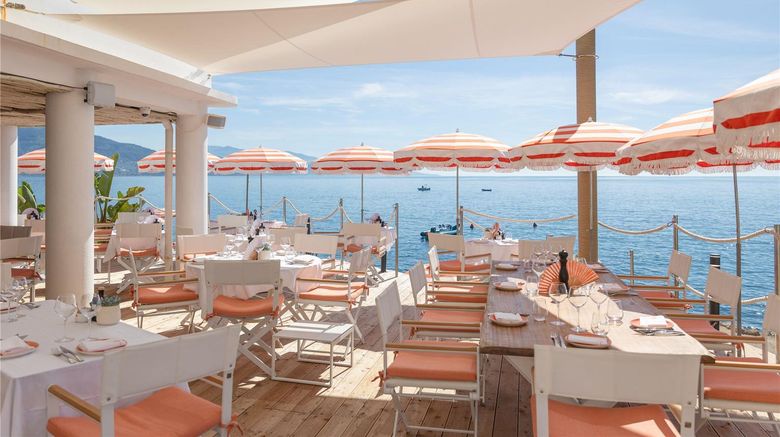 <b>The Maybourne Riviera Restaurant</b>. Images powered by <a href="https://iceportal.shijigroup.com/" title="IcePortal" target="_blank">IcePortal</a>.
