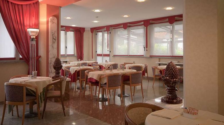 <b>Sunflower Hotel Restaurant</b>. Images powered by <a href="https://iceportal.shijigroup.com/" title="IcePortal" target="_blank">IcePortal</a>.
